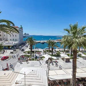 Gostinjska kuća Riva Palace, Split